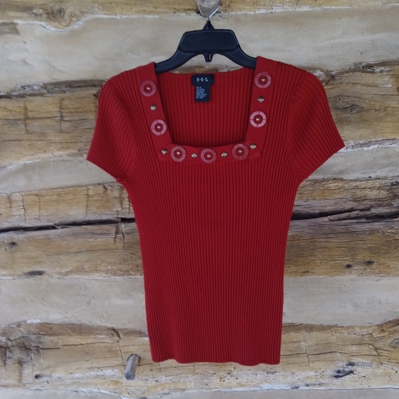 3/$10 RQT Senna Red Square Neck Short Sleeved Ribbed Knit Sweater  Large - Picture 2 of 5